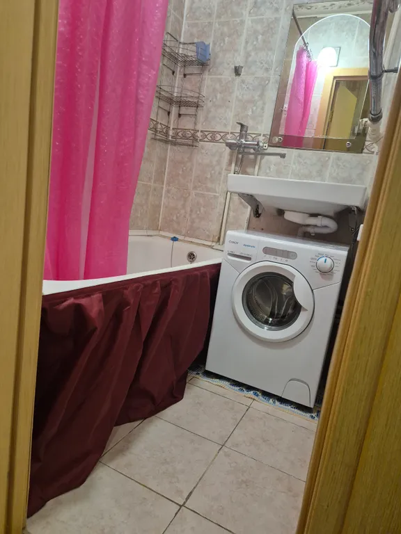 Уютная теплая трёхкомнатная меблированная квартира