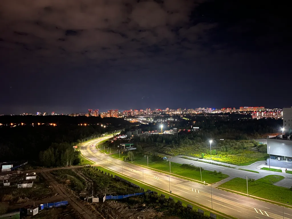 Классная квартира в Цветах