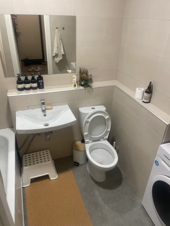 Две комнаты в доступности от метро