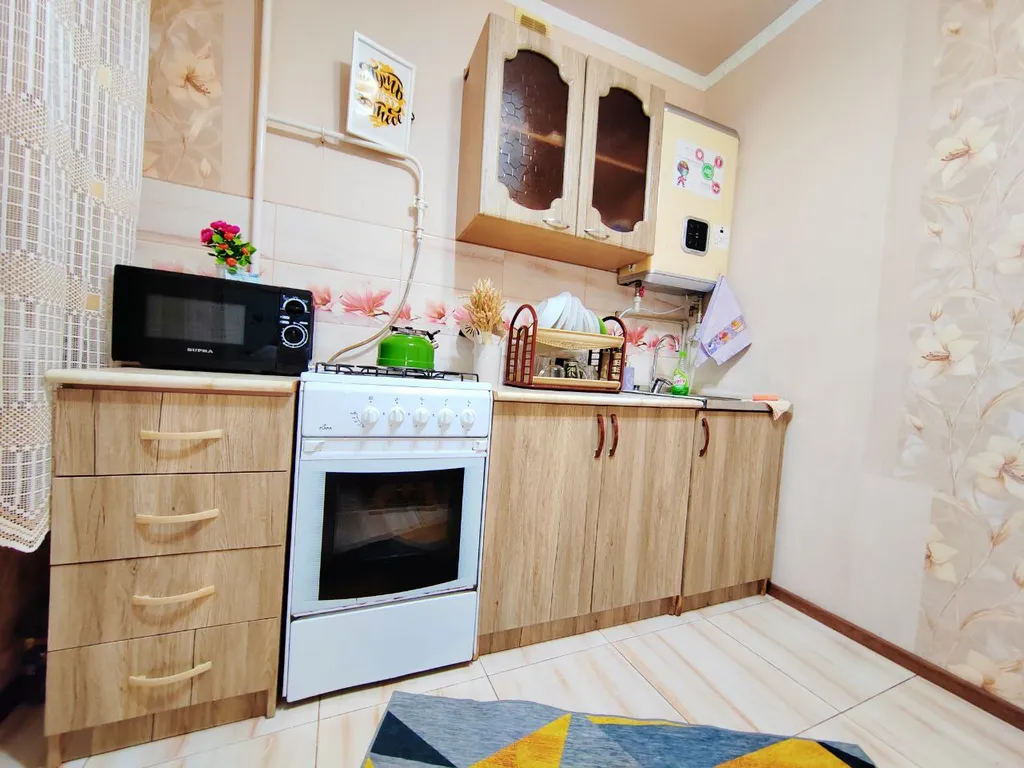 Уютная 1-комнатная квартира в спальном зелёном районе