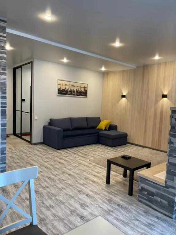 Апартамент люкс с видом на Золотой Мост и залив.