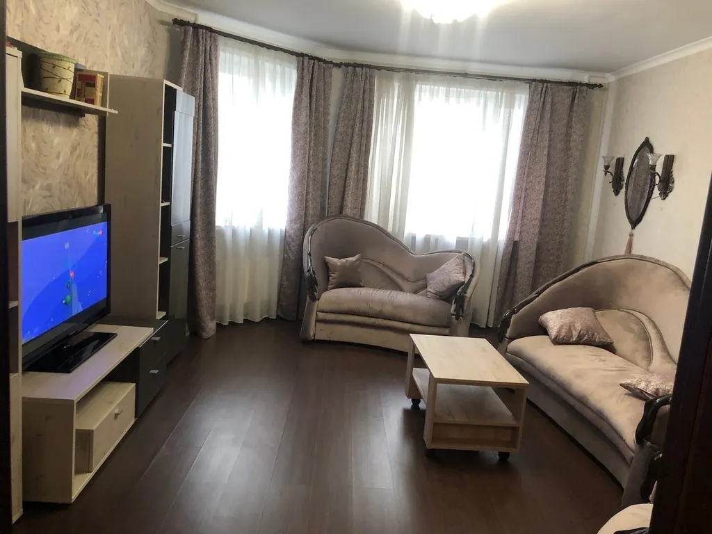 Двухкомнатная квартира рядом с метро и Крокус Сити Холл