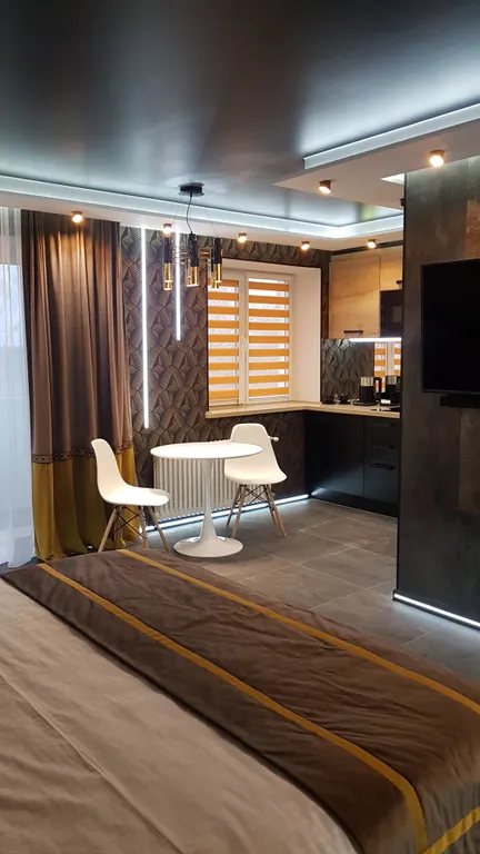 Студия с дизайнерским ремонтом