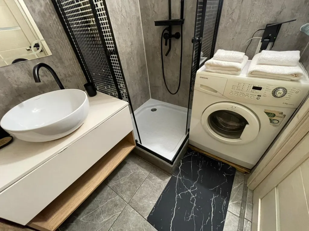 2-комнатная квартира рядом с Алмазом