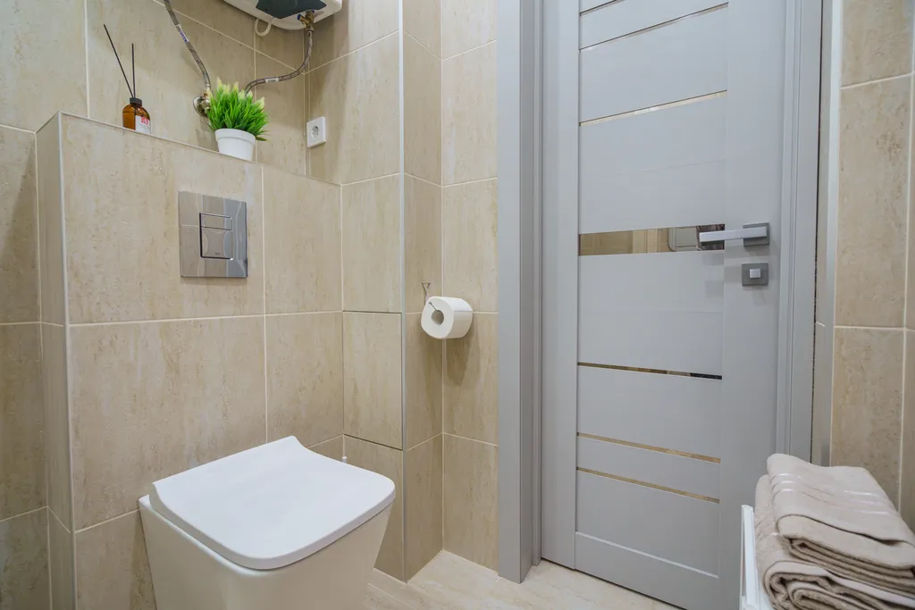 Современная квартира в центре, рядом с Новособорной площадью