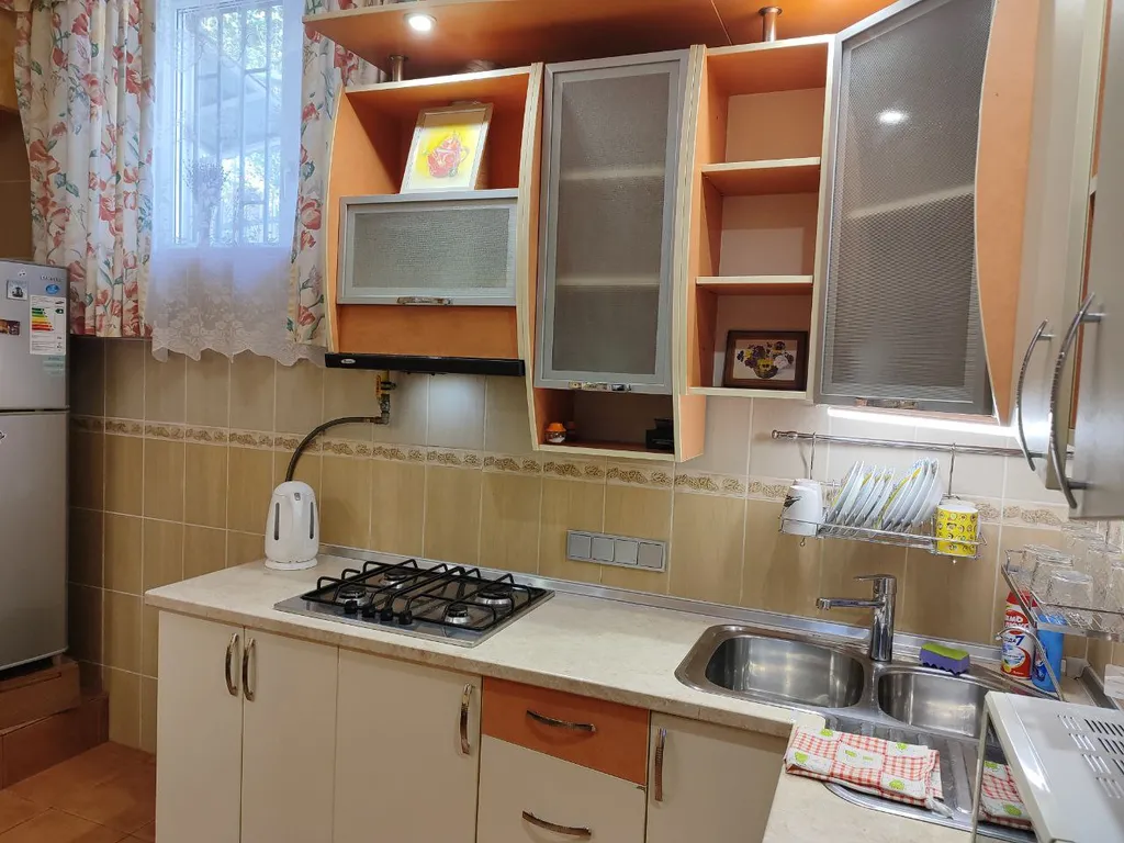 Домик с двориком