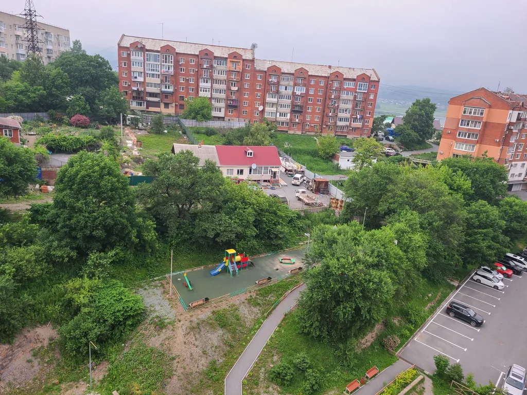 Новострой с видом на море