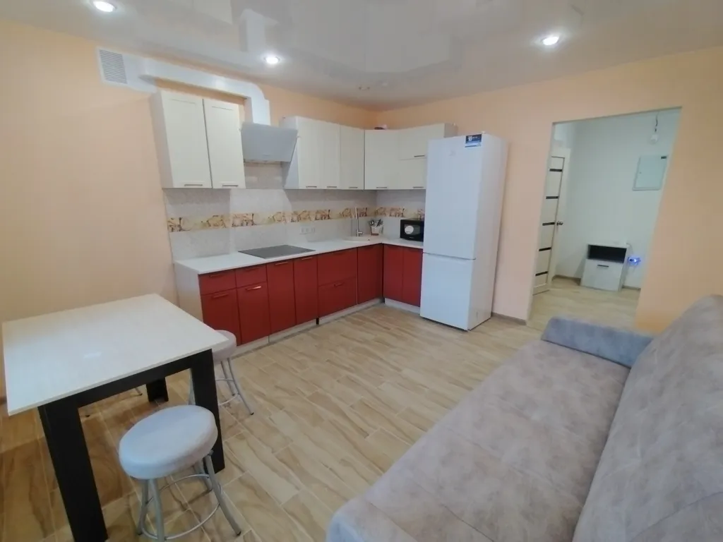 Просторная однушка в Зареченском районе