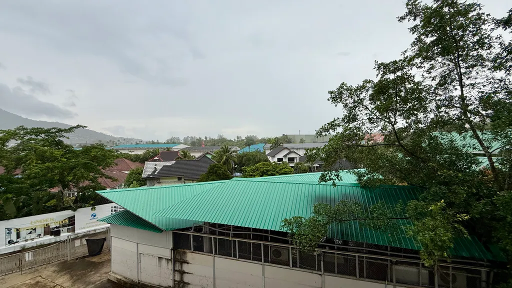 Релакс у моря с бассейном и спортзалом, рядом Камала пляж