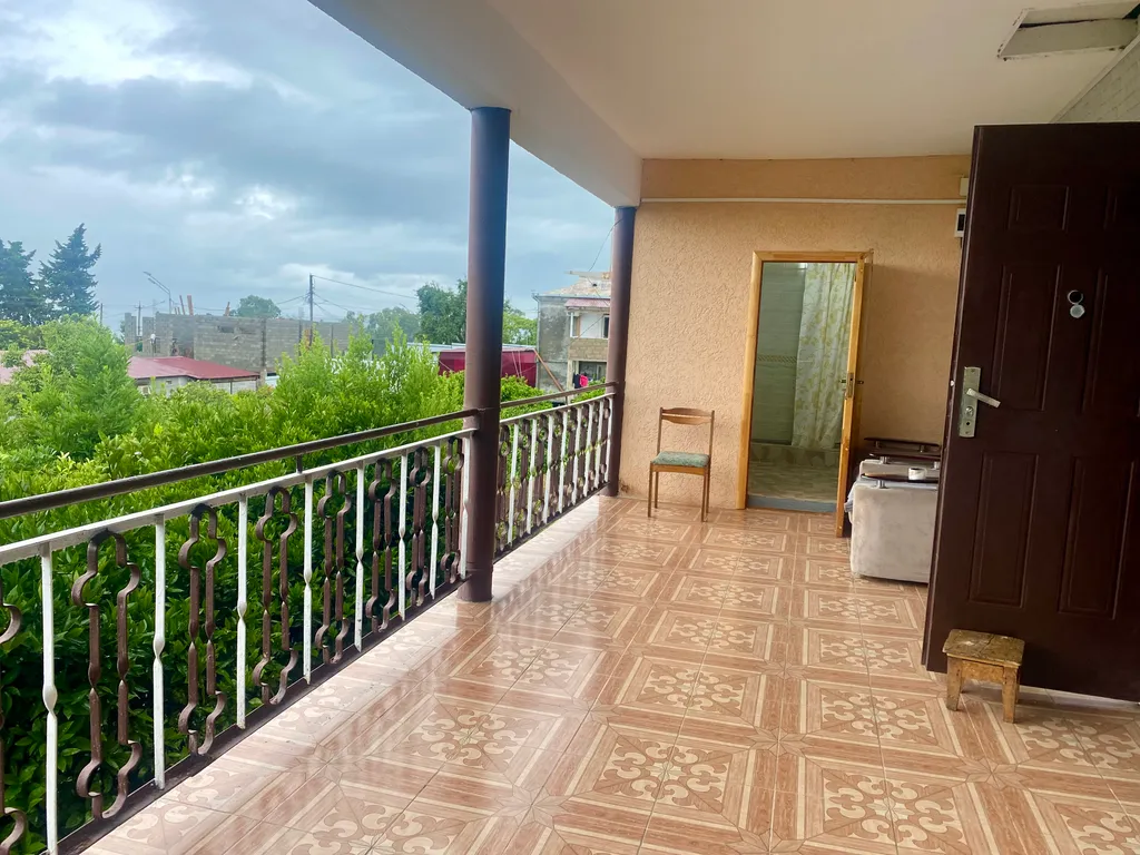 Эконом просторный номер с кондиционером с удобствами на этаже