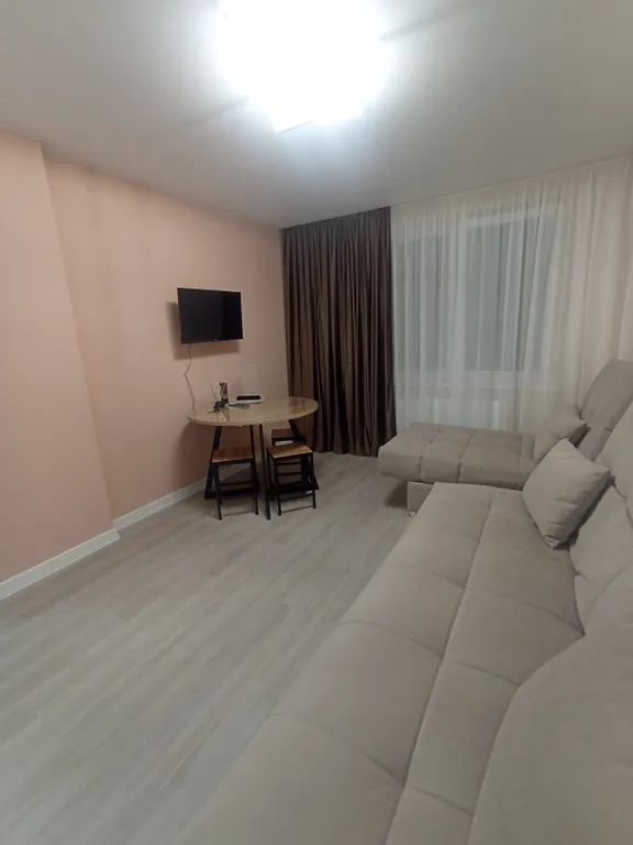 Апартаменты близко к Кремлю, ДС Кристалл, Драматическому театру