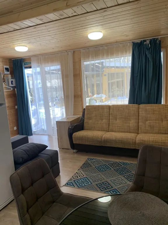 Уютный домик в горах с бассейном