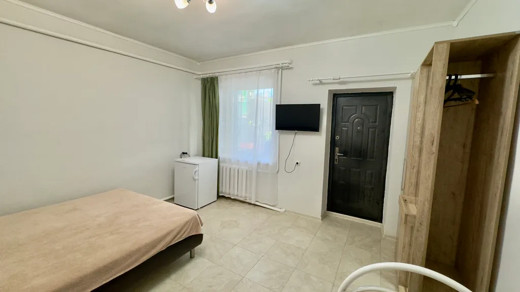 Квартира Квартира №3 Чистый уютный эконом с кондиционером в 3 мин от пляжа — Геленджик