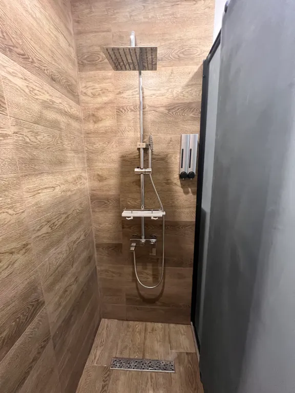 Современная студия с кондиционером