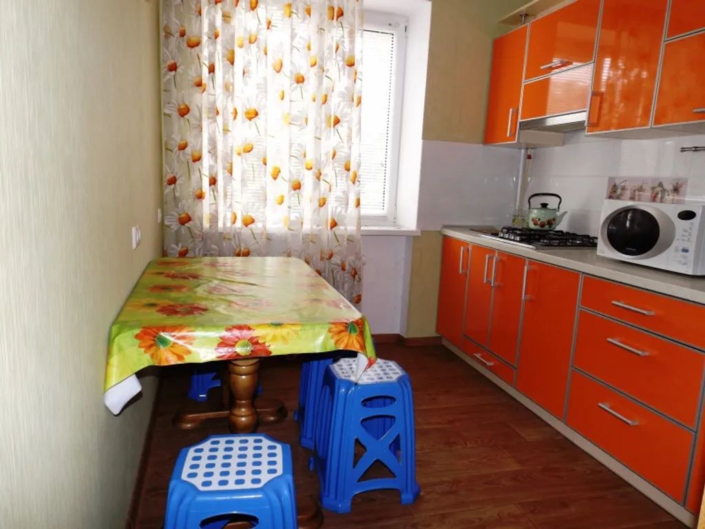 Квартира 2-я квартира у моря в 70 метрах до пляжа — Евпатория