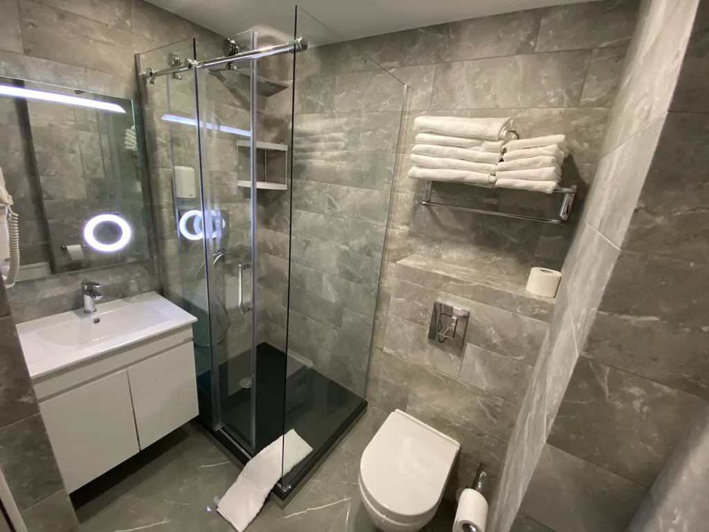 Уютный двухэтажный коттедж в самом центре