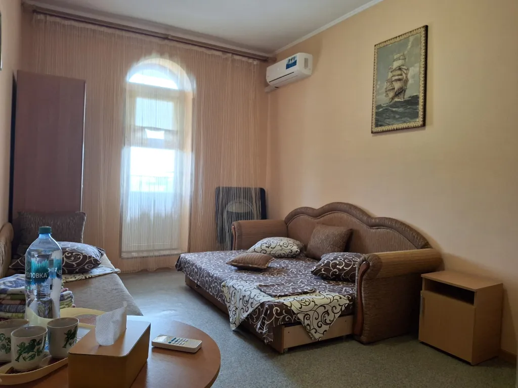 Комната с балконом видом на море