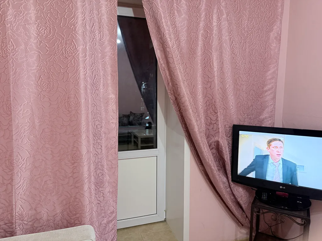 Двухкомнатная квартира рядом с набережной Волги