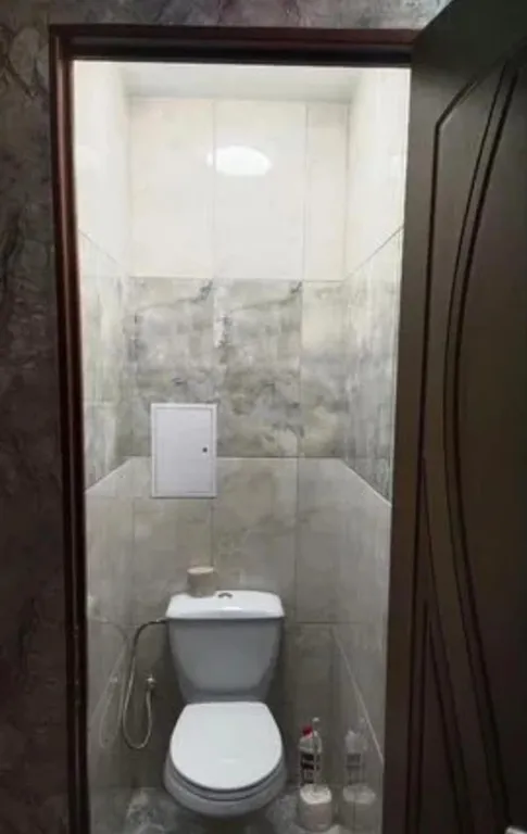 Уюная 3х комнатная квартира в центре города