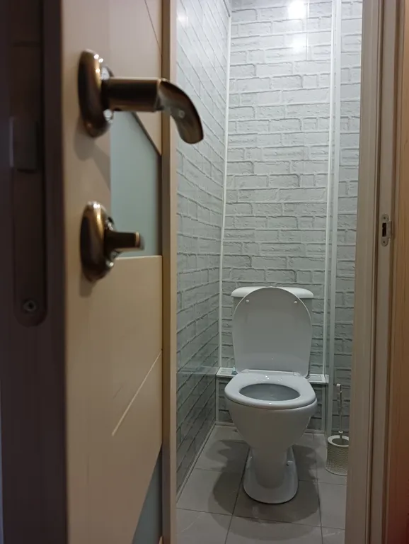 Гостеприимная комната у метро, 30 минут до центра