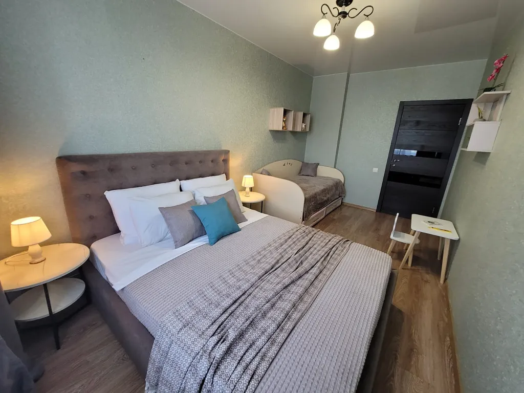 Просторная трёхкомнатная квартира с балконом