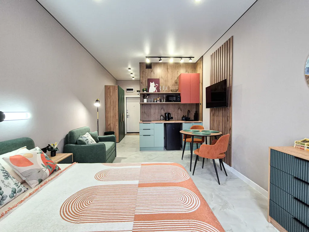 Летняя студия с дизайнерским ремонтом