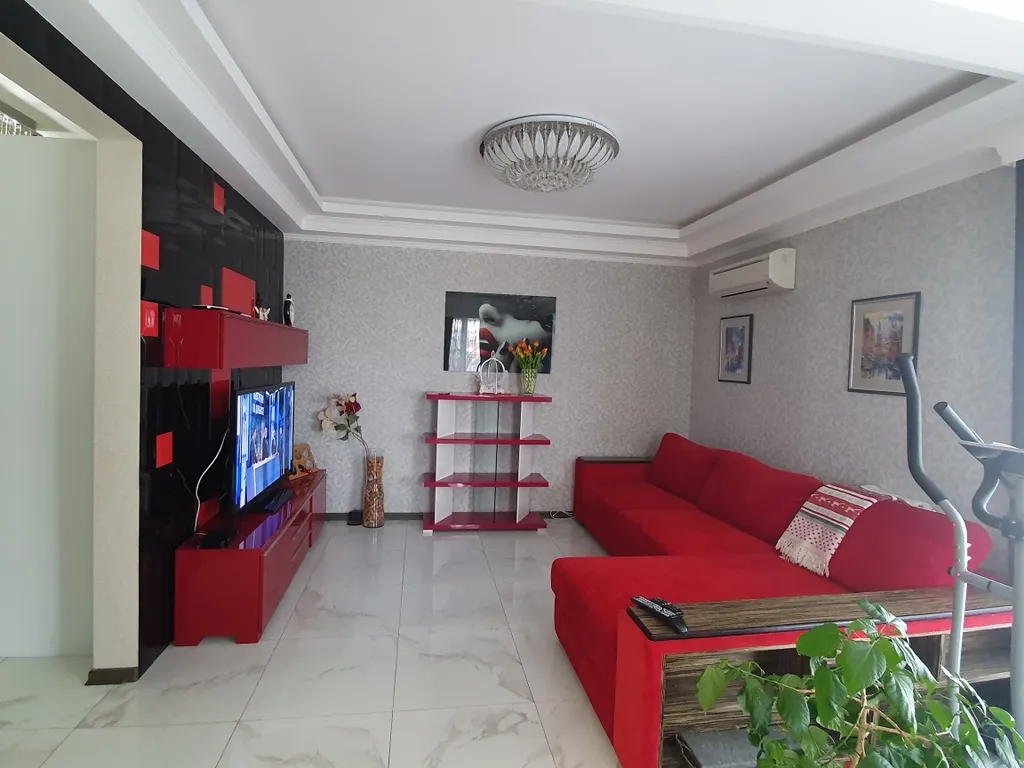 Апартамент с видом на море в центре Сочи