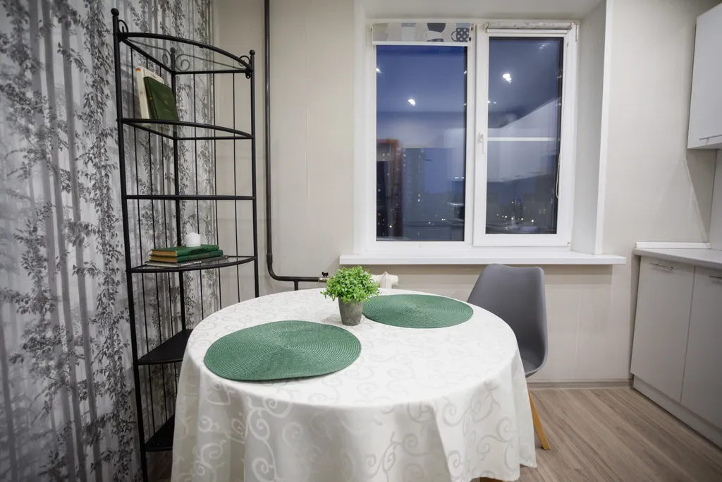 Уютная квартира около МНТК