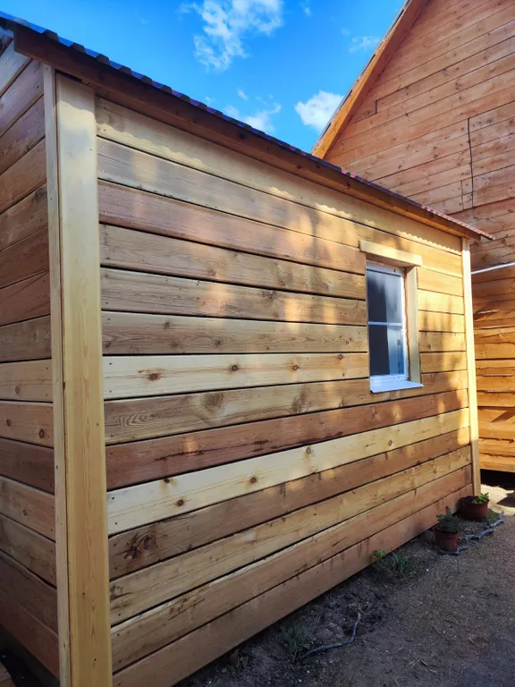 Уютный хвойный дом