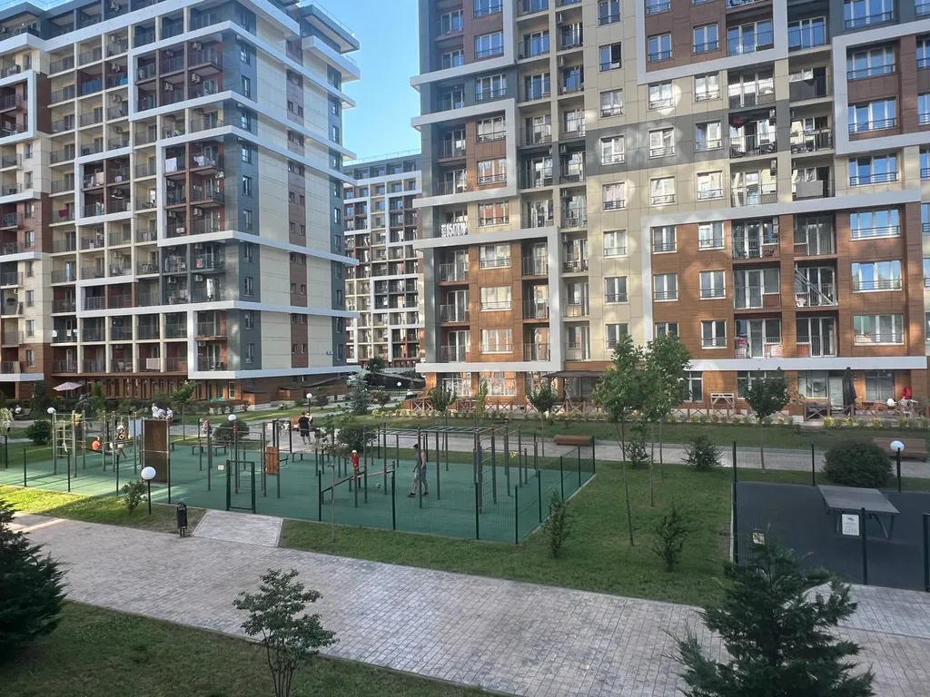 Двухкомнатная квартира с отдельной спальней и гардеробной