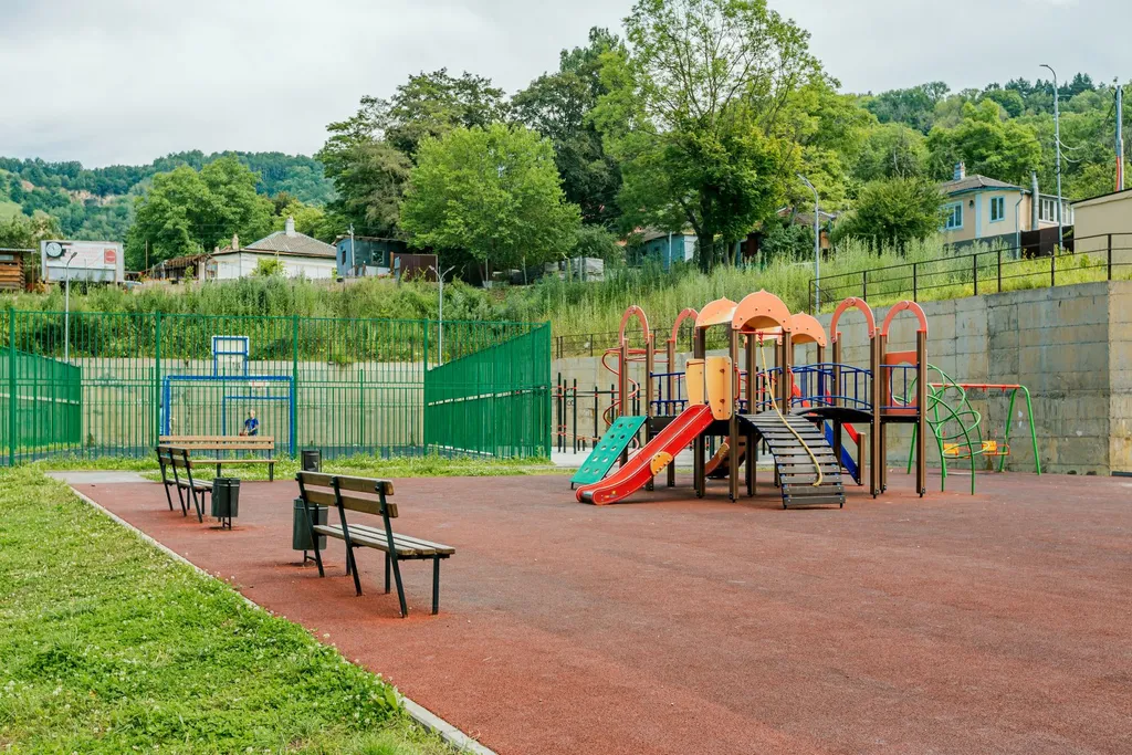 Квартира в курортной зоне + Сразу у входа в парк к «Красному солнышку»