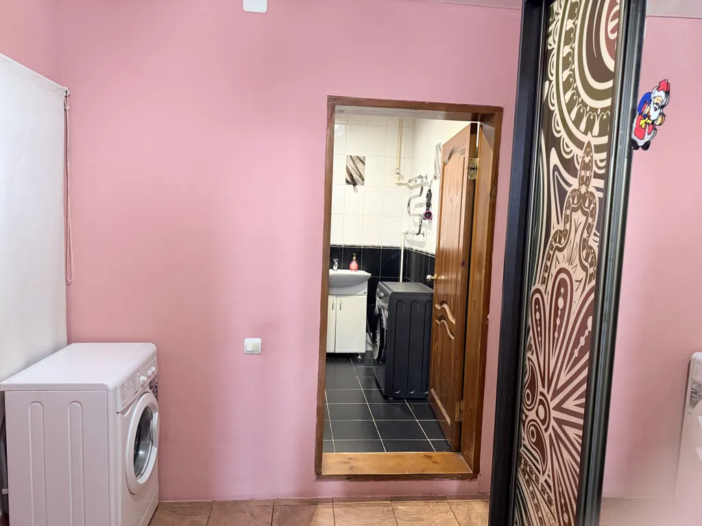 Двухкомнатная квартира рядом с набережной Волги