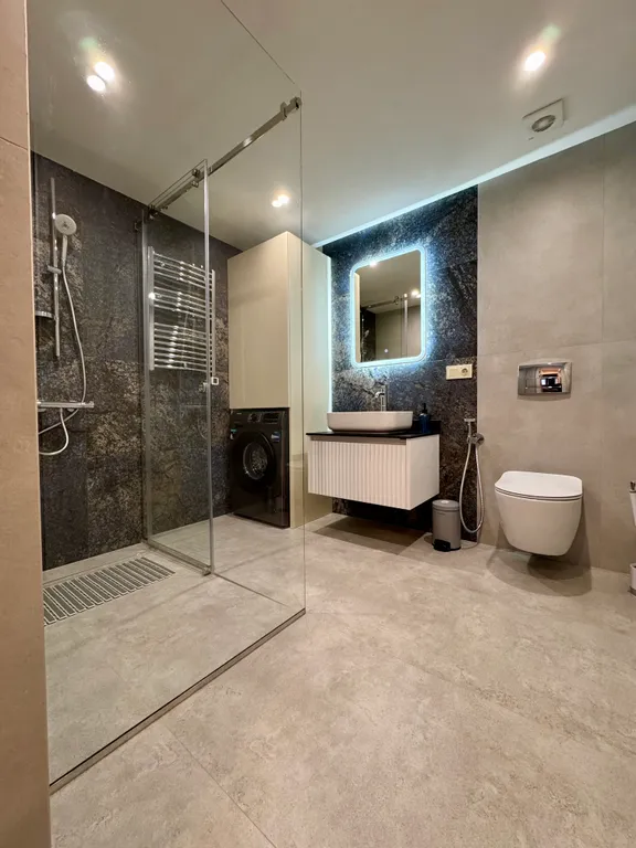 Дизайнерская квартира в центре