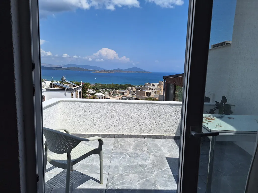 2-этажная квартира с видом на море