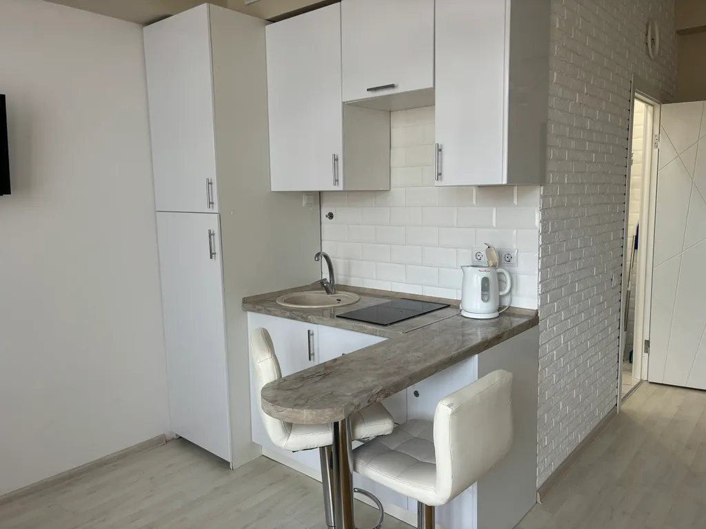 Сдается новая студия на море