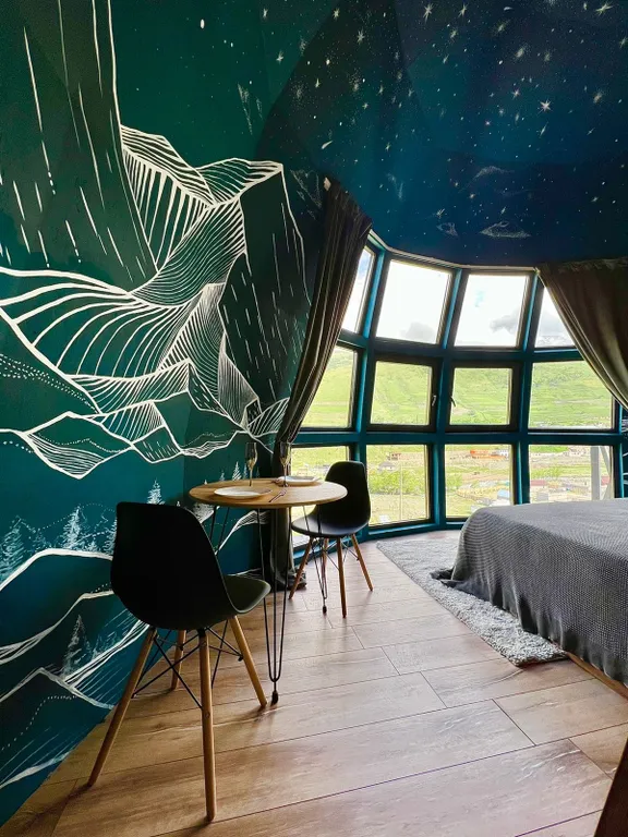 Сфера в горах Северной Осетии