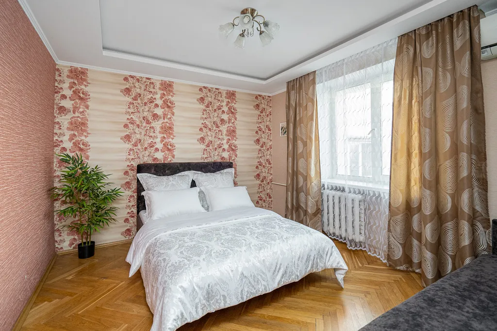 Трехкомнатная квартира с видом на реку Свислочь