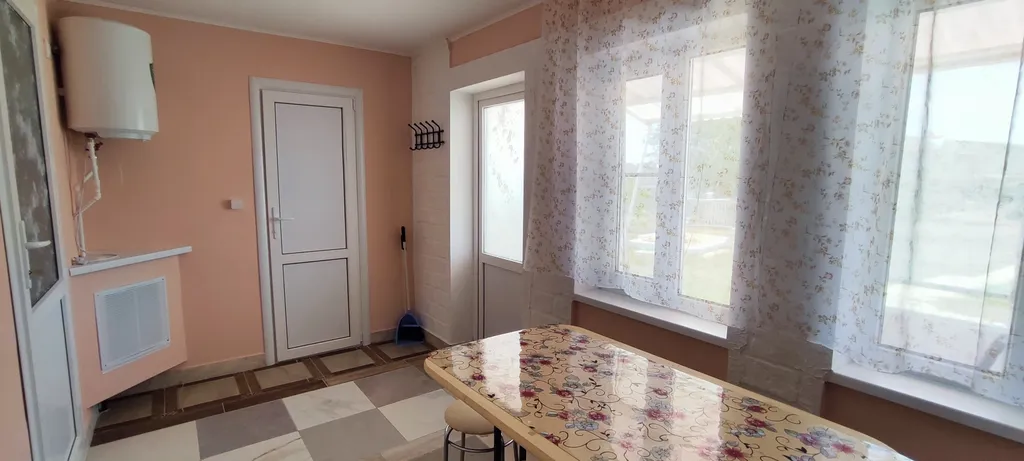 Двухкомнатный коттедж с терассой №1