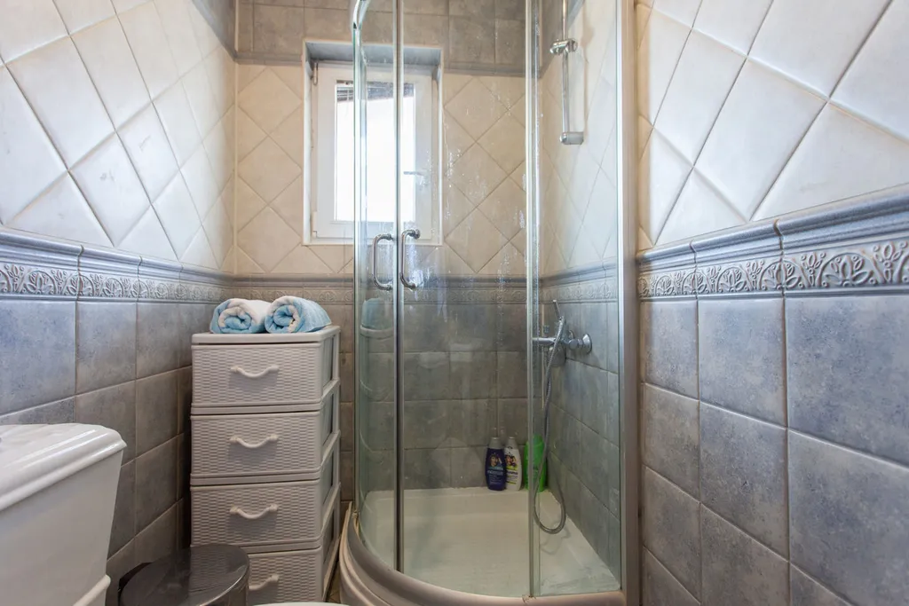 Студия с современным ремонтом