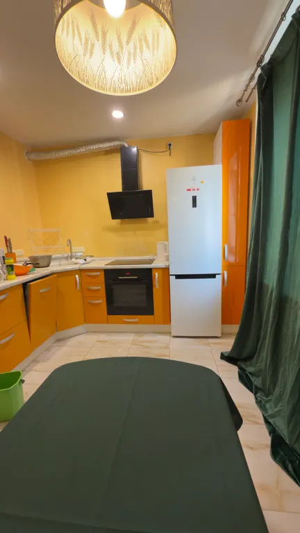 Просторная квартира для компании до 9 человек: по цене отеля, с душой