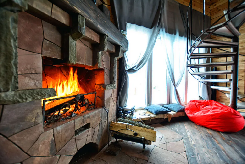 Рыжий кот - Деревянный Дом (WoodHouse)