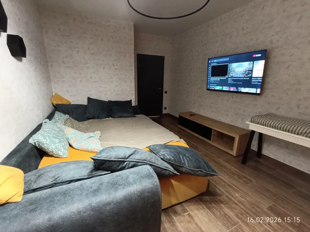 Уютная квартира в новом доме недалеко от центра города