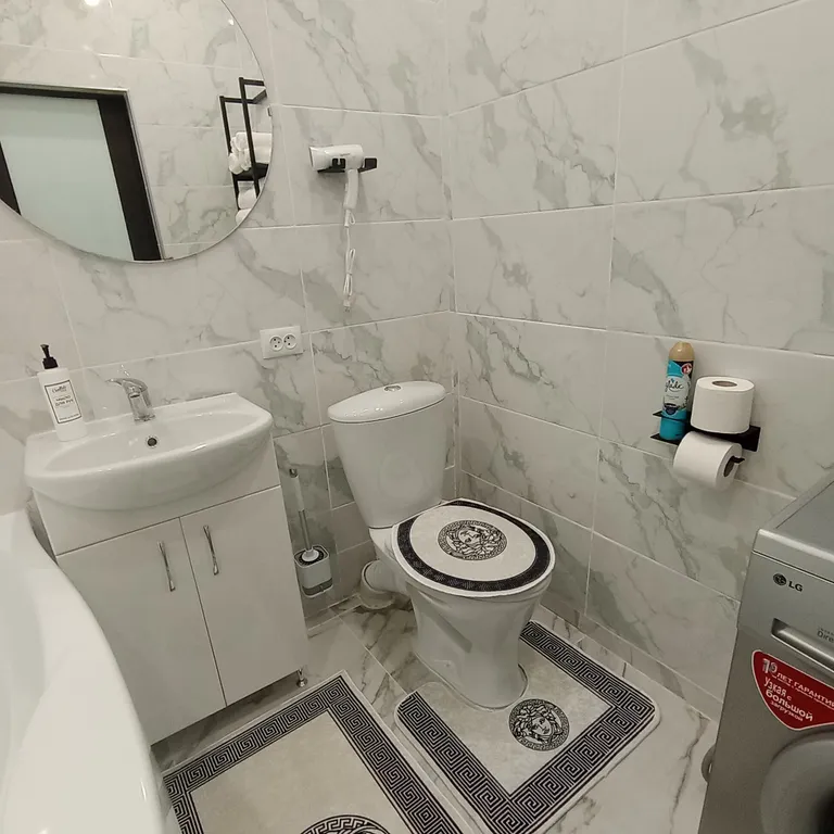 Бесконтактное заселение. Спальный район. Квартиры святодух