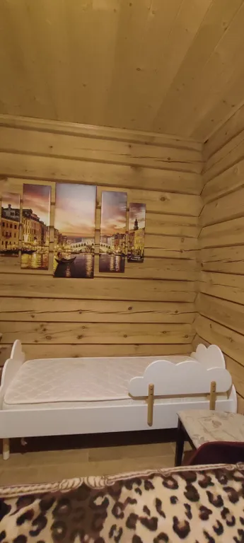 Коттедж у склонов