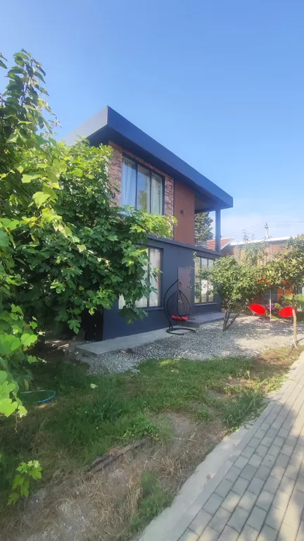 Коттедж семейный — аренда посуточно в Пицунда