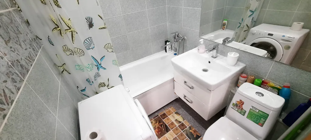 Хорошая 2-комнатная квартира возле вокзала