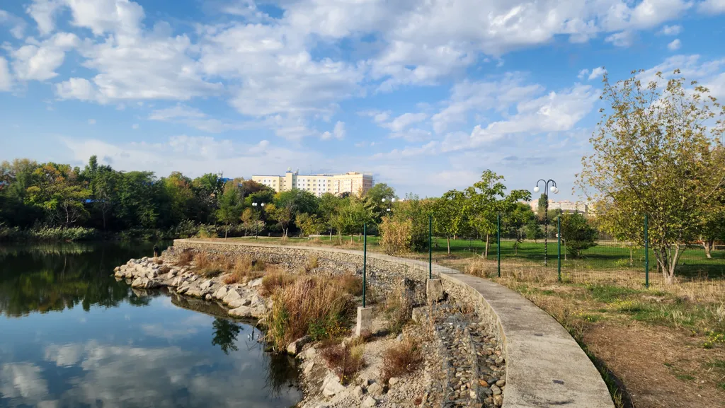 Квартира Дизайнерские апартаменты с видом на озеро. — Краснодар