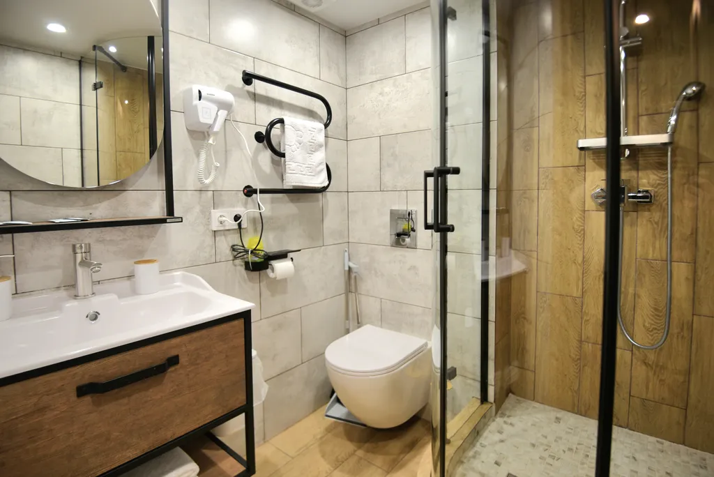 Комфортный двухуровневый апартамент в элитном комплексе Колизей