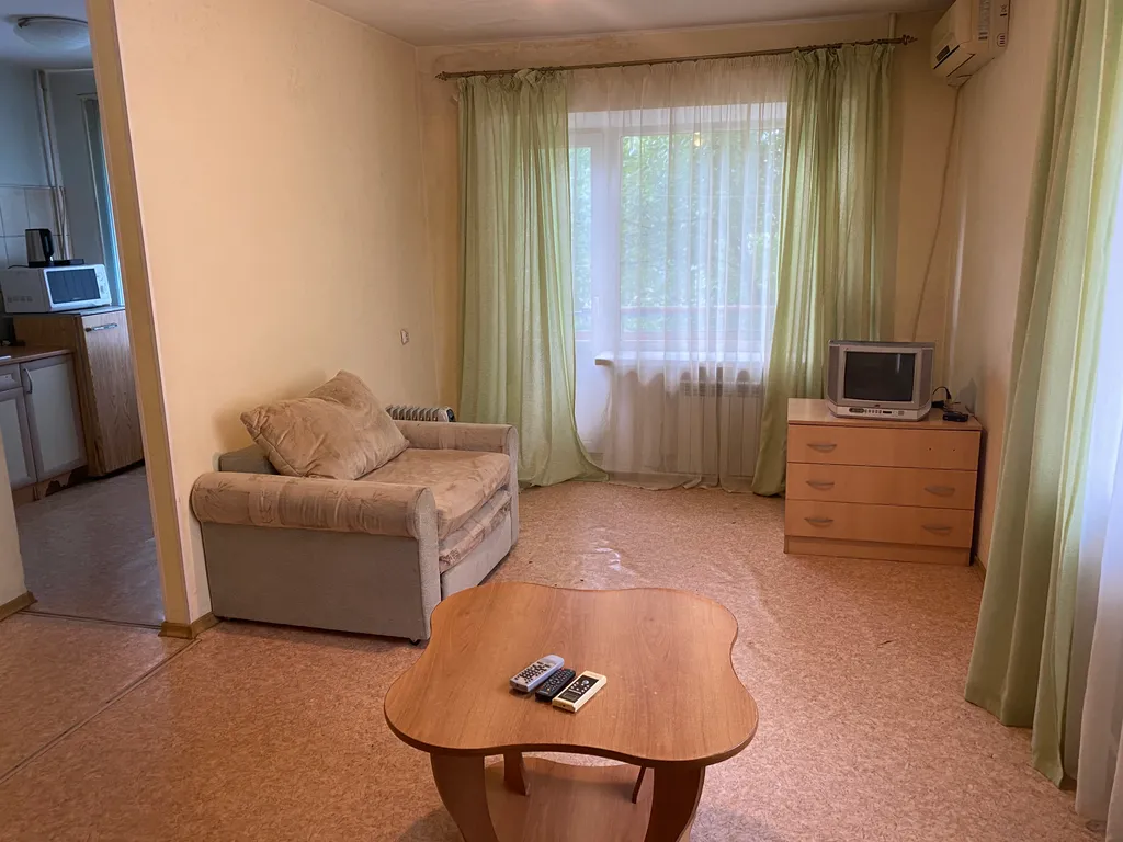 Квартира на проспекте имени Столыпина в центре