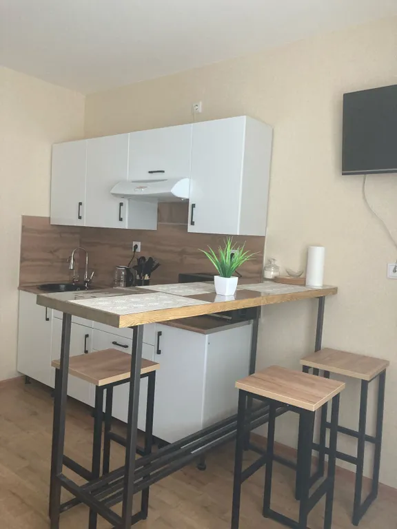 Студия у метро